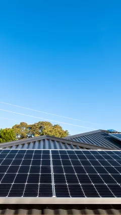 Residential PV system with half cell panels